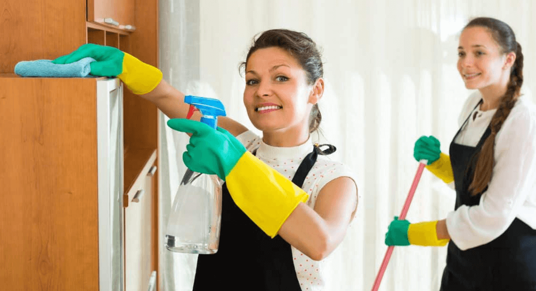 How a House Cleaning Service Can Save Your Weekend Plans?