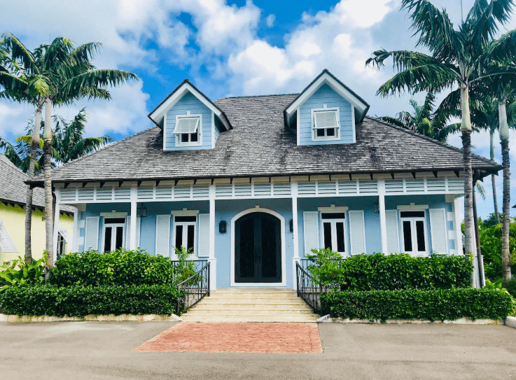 What are the Benefits of Living in The Bahamas as a Property Owner?