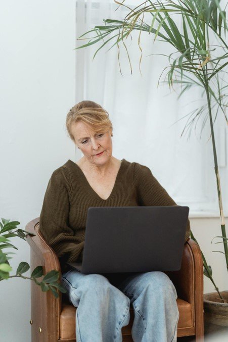 4 Modern Amenities Enhancing Comfort for Senior Living