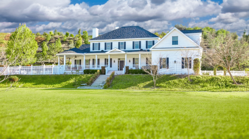 How Professional Home Builders Integrate Smart Technology into New Homes - Thesoundstourcom