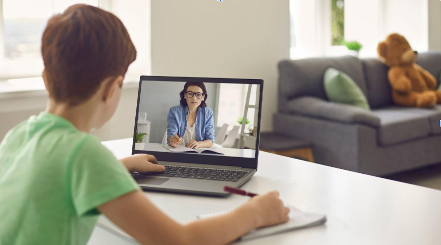 Digital Classrooms: How Teachers Use Technology to Engage Students